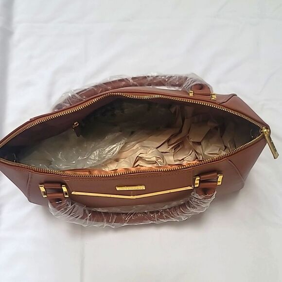 NWT, Joy & Iman Handbag w/ 3pc Set - Picture 5 of 7